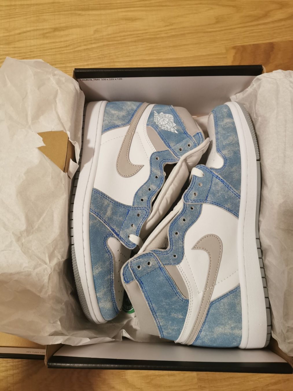 Jordan Scarpe da uomo: Jordan 1 High Hyper Royal EU44 – Nuovo e nell'imballaggio originale da St. Ursen venduto da nud_x7g8 5