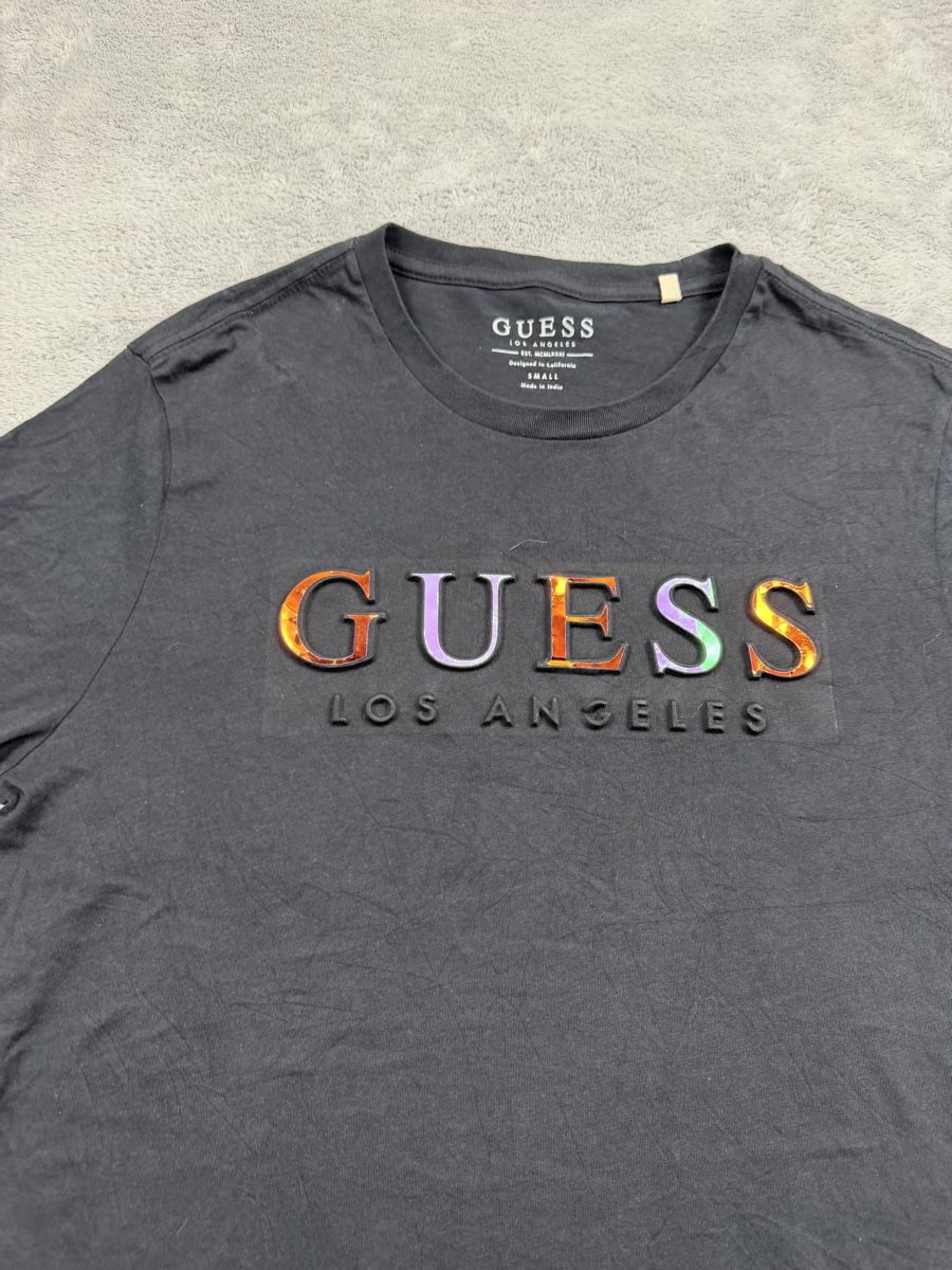 Guess T-Shirts: Guess woman tee – Gebraucht aus Erlinsbach SO von TogaResell 1