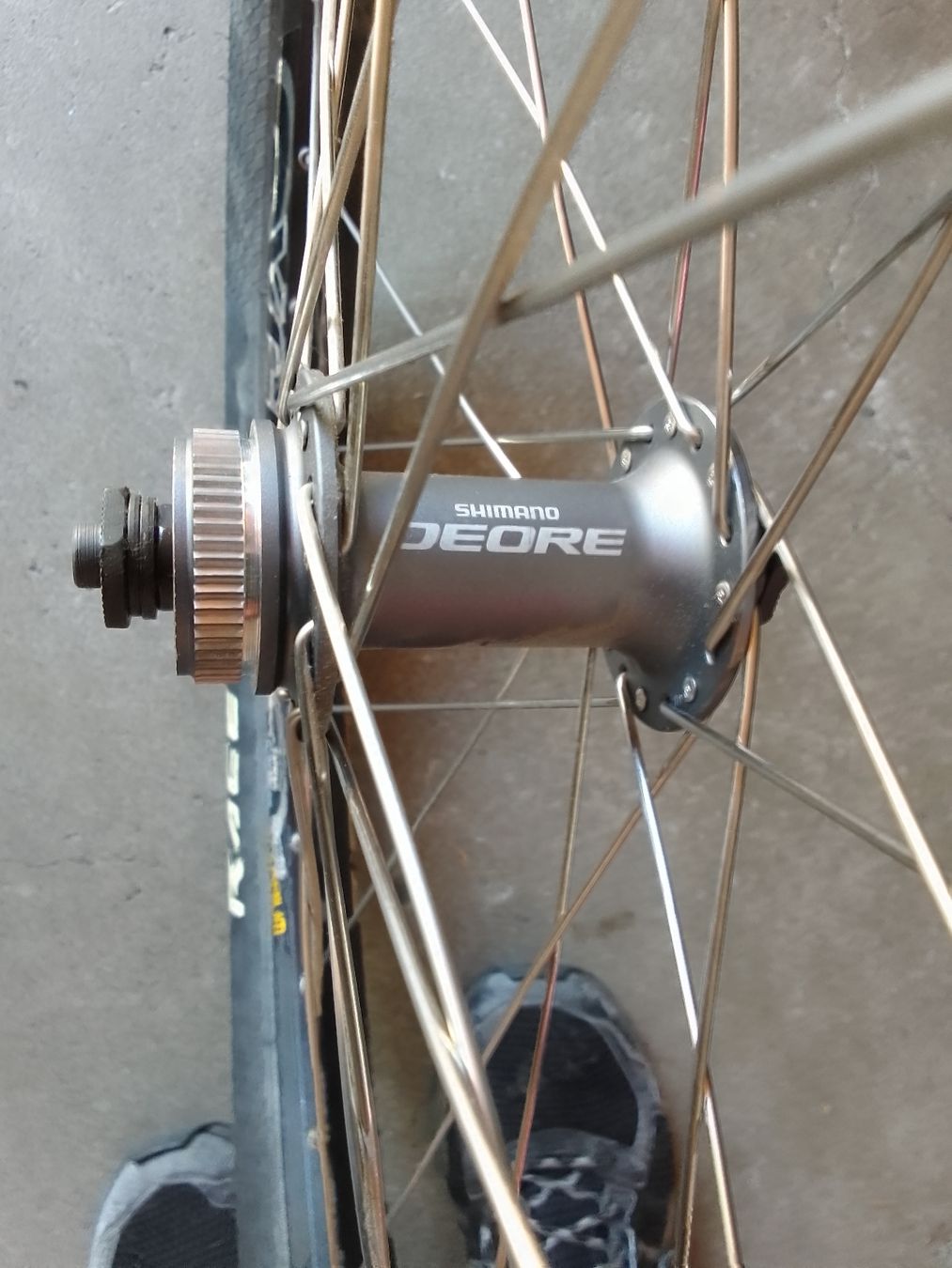 Shimano Pièces détachées: MTB 26" Radsatz Disc Alex Shimano Schnellspanner – D'occasion à Ebmatingen par swiss.canadian 7