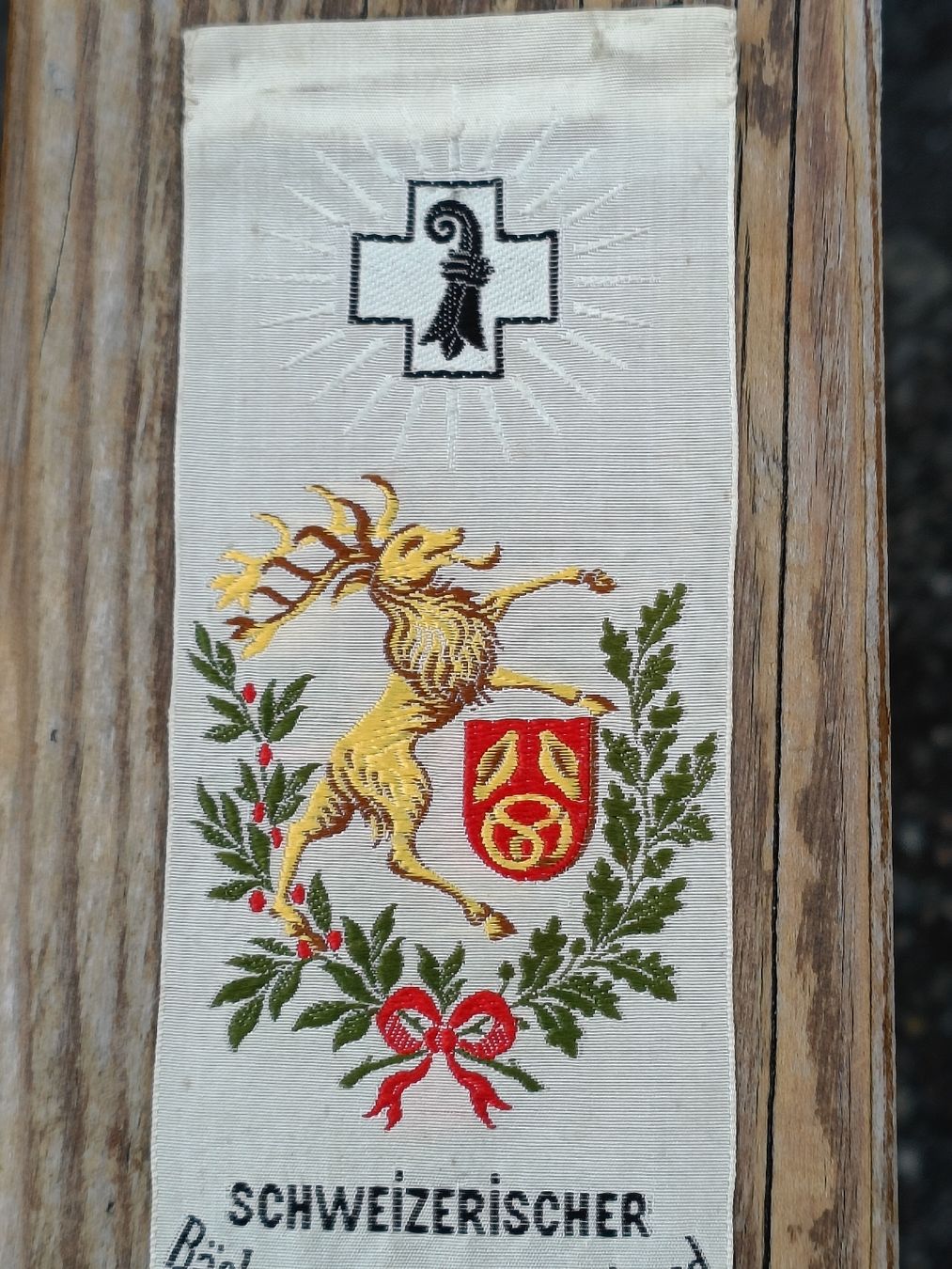 Placchette & Badge: Altes Stoff Abzeichen / Bäcker Conditoren Verband Basel 1910 – Usato da Brugg AG venduto da Ente015 1