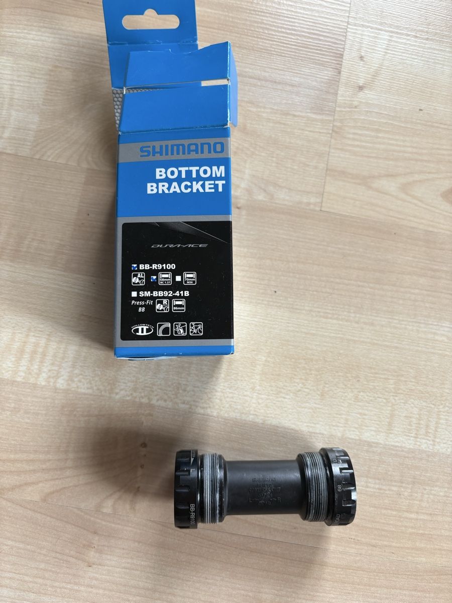 Shimano Pezzi di ricambio: Boîtier pédalier Shimano BB-R9100 – Usato da Corseaux venduto da dow_s6cj