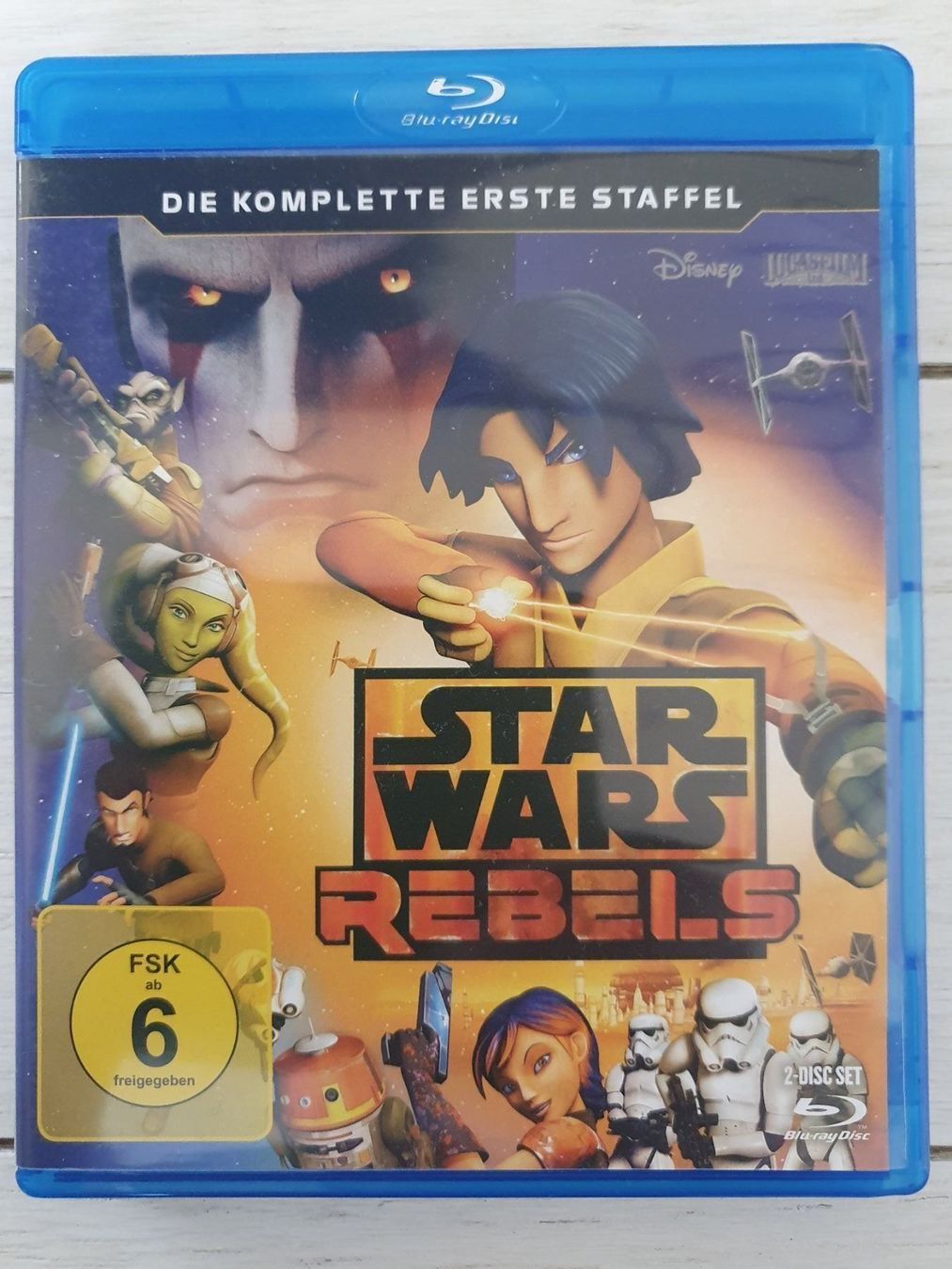 Tutti i DVDs: Star Wars Rebels, kompl. 1. Staffel – Usato da Eiken venduto da Lashar