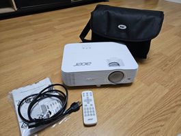 Beamer Acer H6815BD, 4K, 4000 lm, Garantie - 2028, wie neu