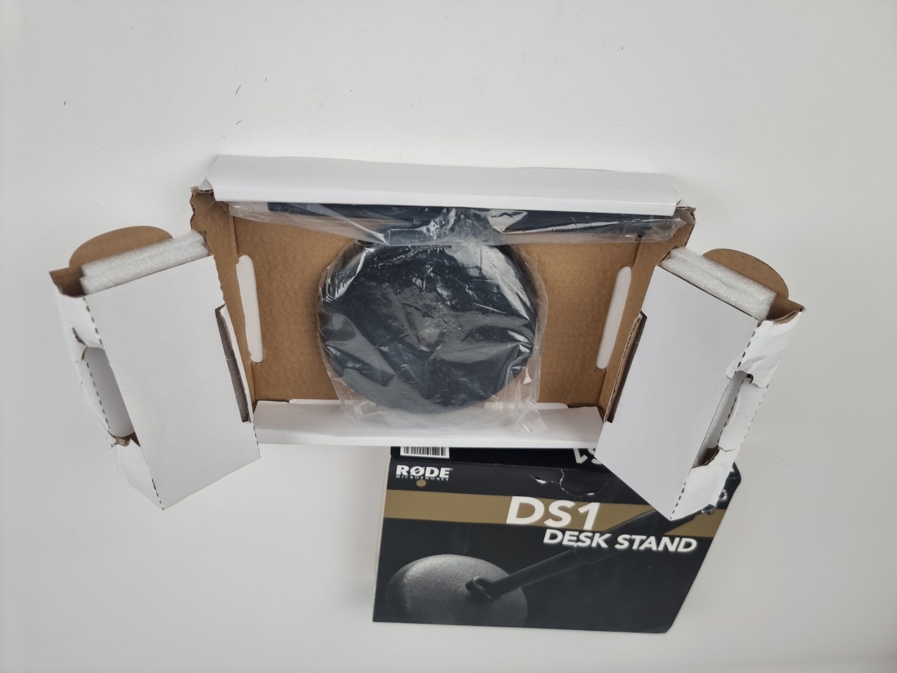 Fixations: DS1 Mikrofonhalter – D'occasion à Urtenen-Schönbühl par Restwert_Schoenbuehl 2