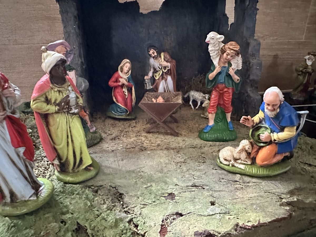 Toutes les décorations: Alte Krippe – D'occasion à Oberentfelden par vilibrand