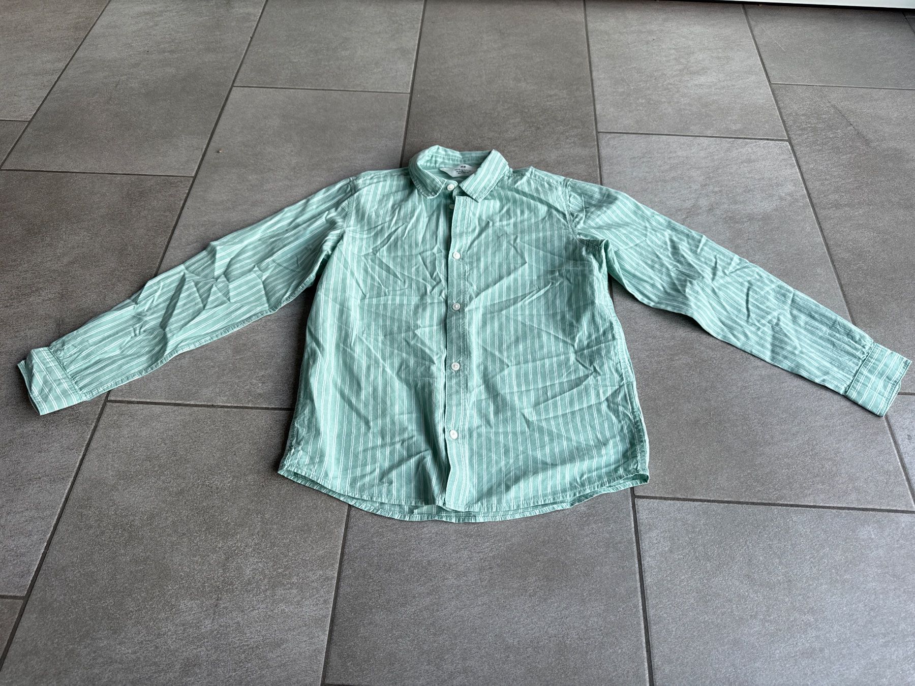 Camicie, T-shirt & Polo: Hemden 140 – Usato da Glattfelden venduto da Gloeckchen 2