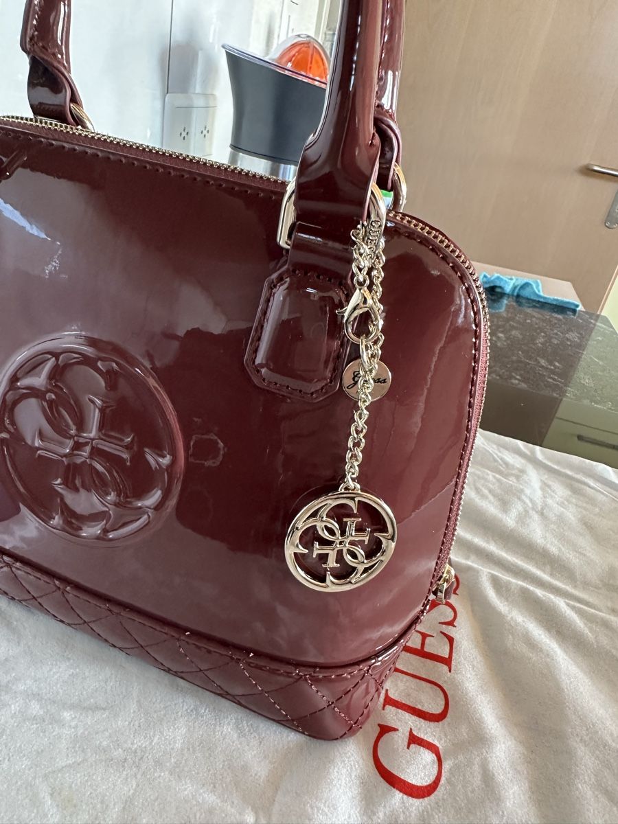 Borse da donna: Guess Tasche Neu! – Nuovo e nell'imballaggio originale da Eich venduto da gabry68 1