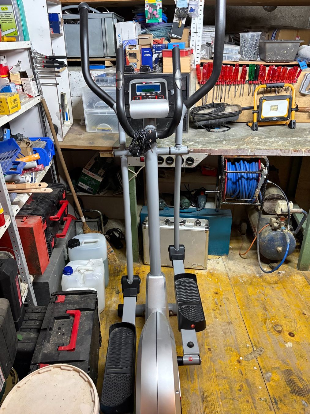 Vélos d'appartement: Crosstrainer – D'occasion à Wolfhausen par raujos 3