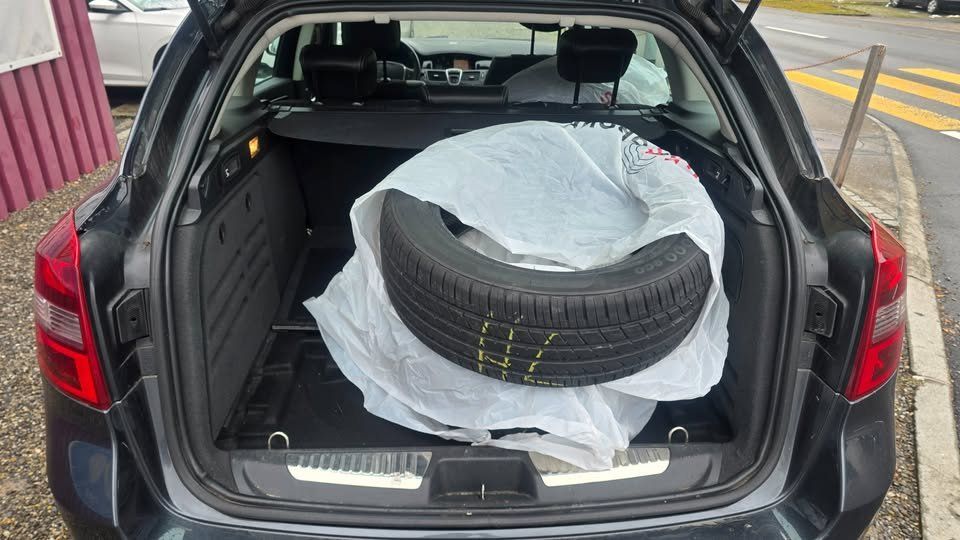 Renault Automobili: Renault laguna 2.0 dci – Usato da Emmenbrücke venduto da meu_2j8p 3