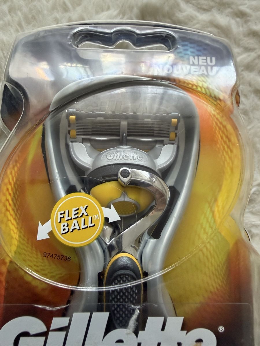 Gillette Rasierapparate & Rasierklingen: Gillette Fusion Proshield neu! – Neu und originalverpackt aus Zug von specki5 3