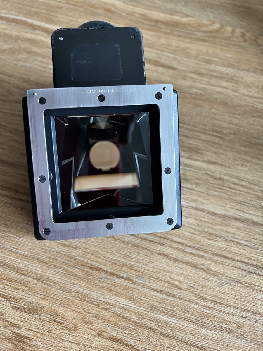 Hasselblad Obiettivi: Hasselblad Prismensucher / Prismfinder – Usato da Winterthur venduto da Hello088x 5