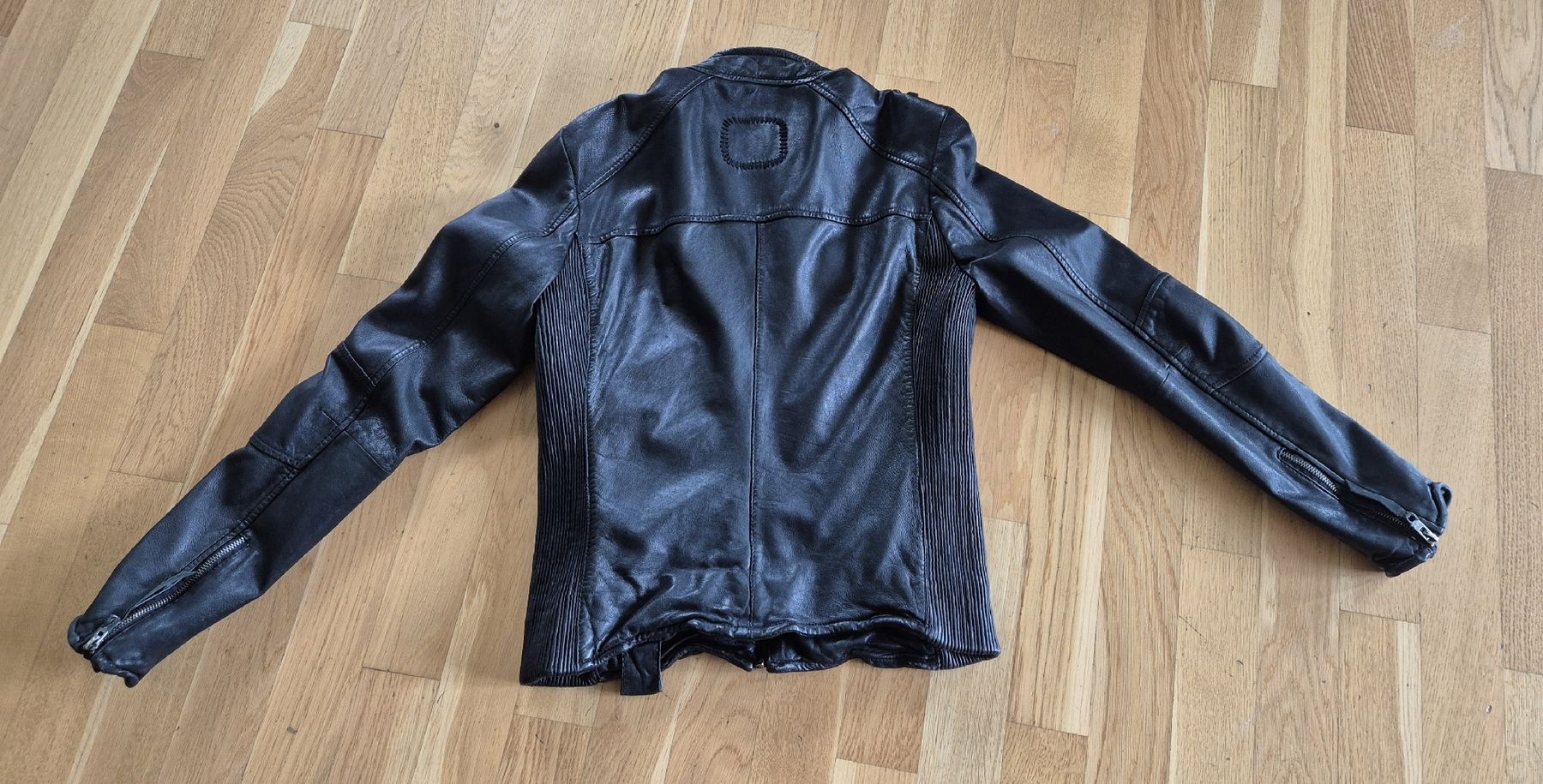 Giacche: Tigha Lederjacke schwarz – Nuovo (secondo la descrizione) da Kriens venduto da Sk8punk7 1