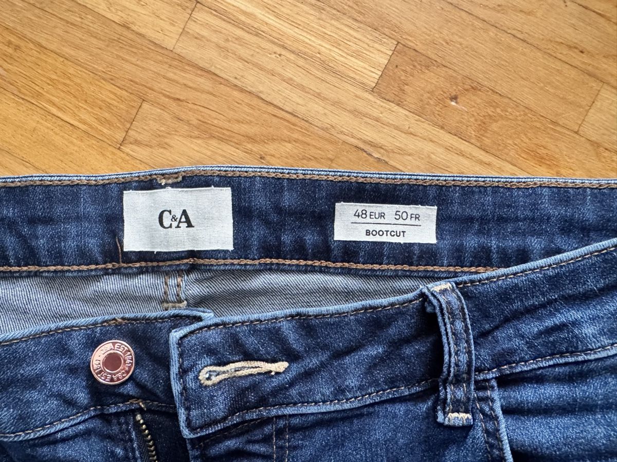 Jeans: C&A Jeans Bootcut Gr 48 – Gebraucht aus Zürich von Frevia 2