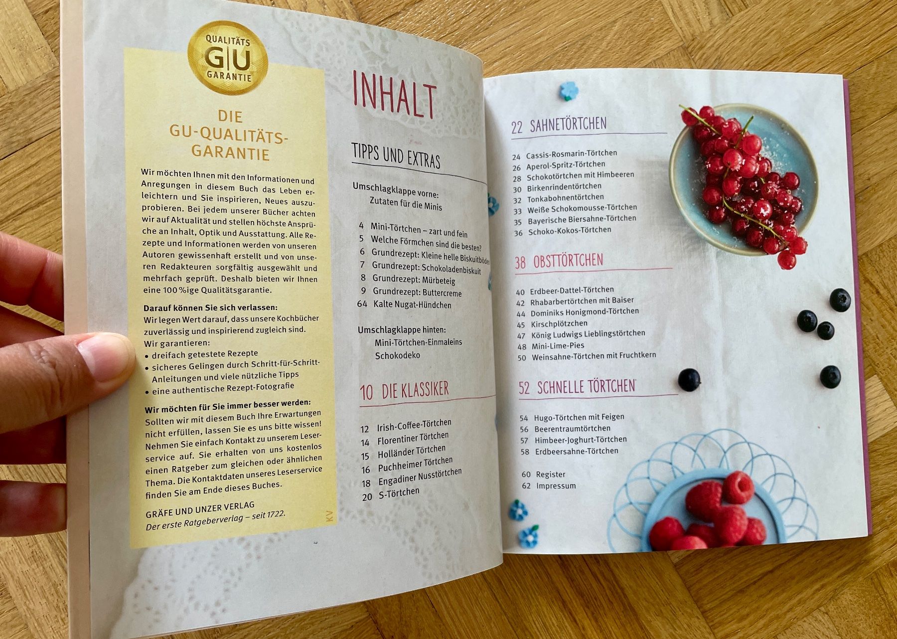 Bücher: Rezeptbuch Mini-Törtchen, neu – Neu (gemäss Beschreibung) aus Gümligen von soleil149 5