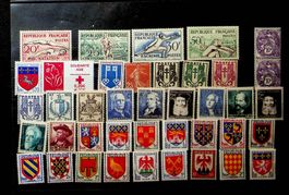 FRANCE TIMBRES NEUFS SANS CHARNIÈRE SUR 1 GRANDE CARTE /U83