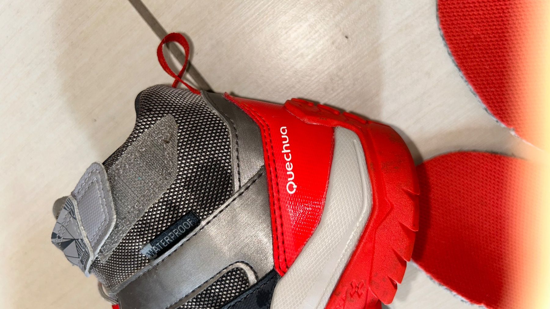 Decathlon Scarpe per ragazzi: Wanderschuhe Gr. 32 – Usato da Sevelen venduto da Glueckstreffer.62 3