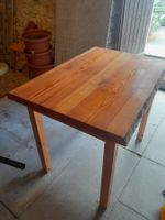 Holztisch