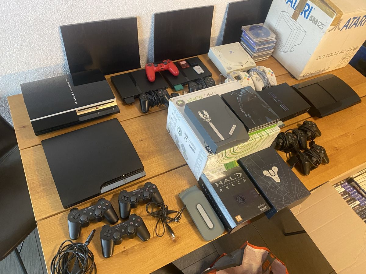 Console: Console et jeux vidéo  – Usato da Chavornay venduto da sof_wh6r 2