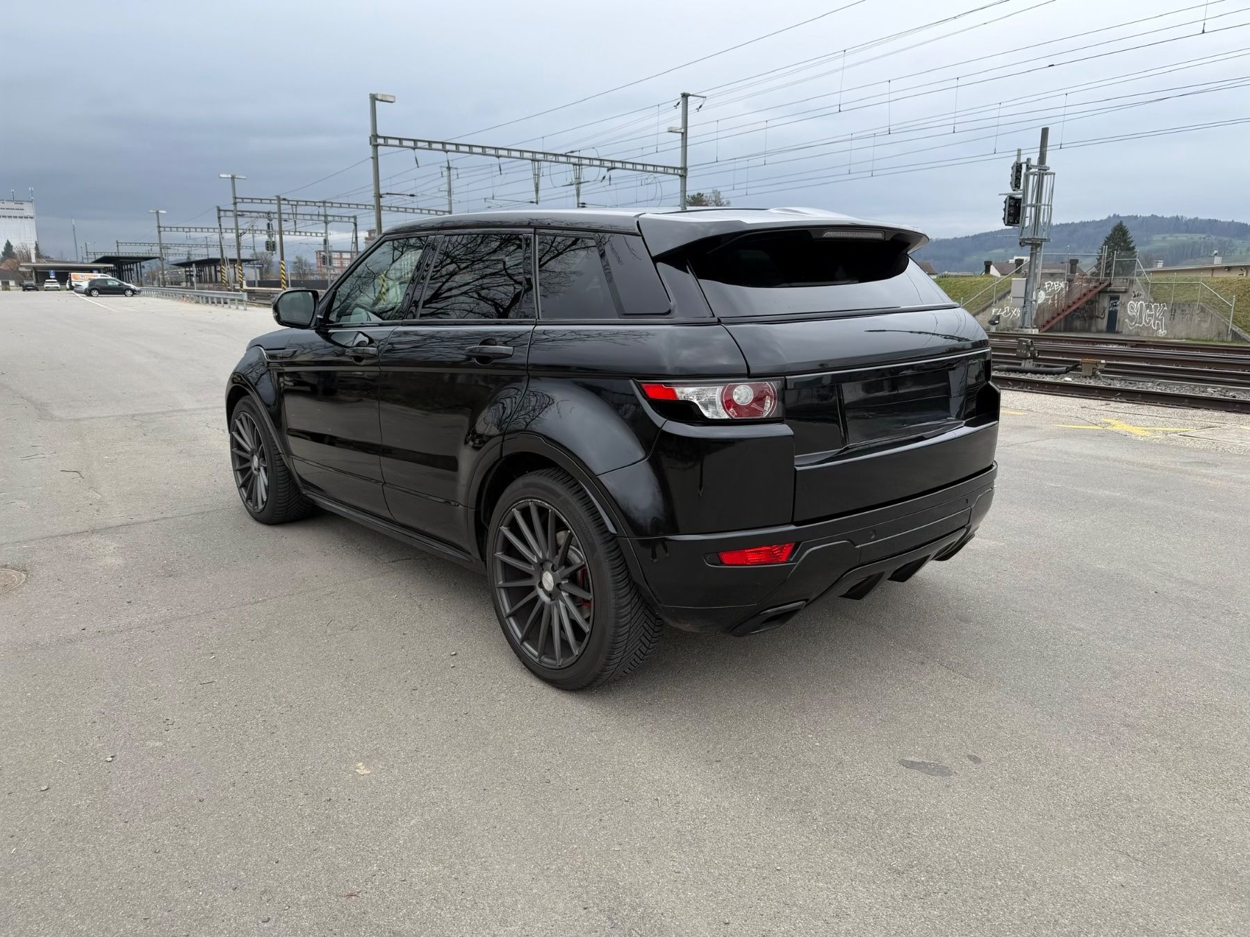 Land Rover Autos: Range Rover Evoque SD4  gepflegt & mit exklusiven Umbauten – Gebraucht aus Dintikon von GoodLife22 1