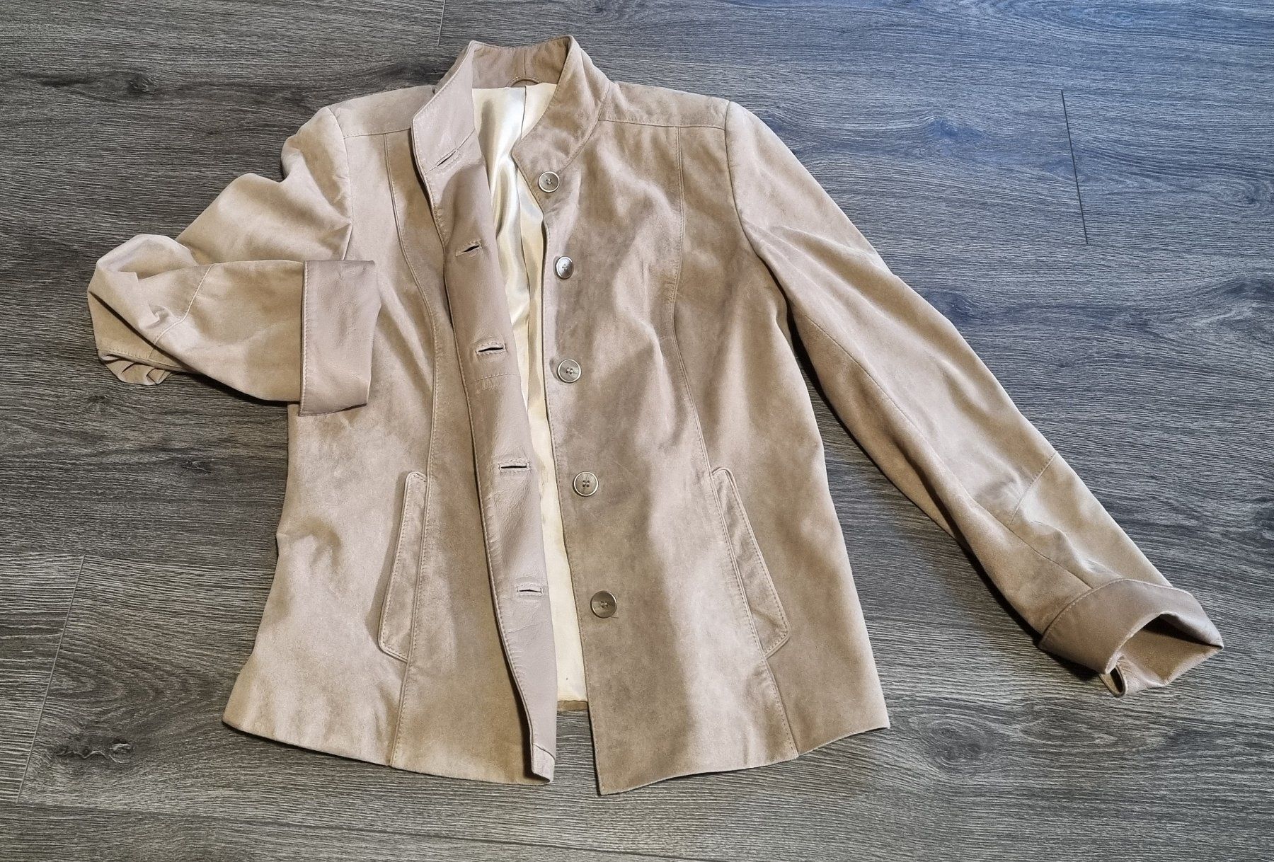 Giacche: Lederjacke beige Minkel – Usato da Uetliburg SG venduto da mafrey63 1