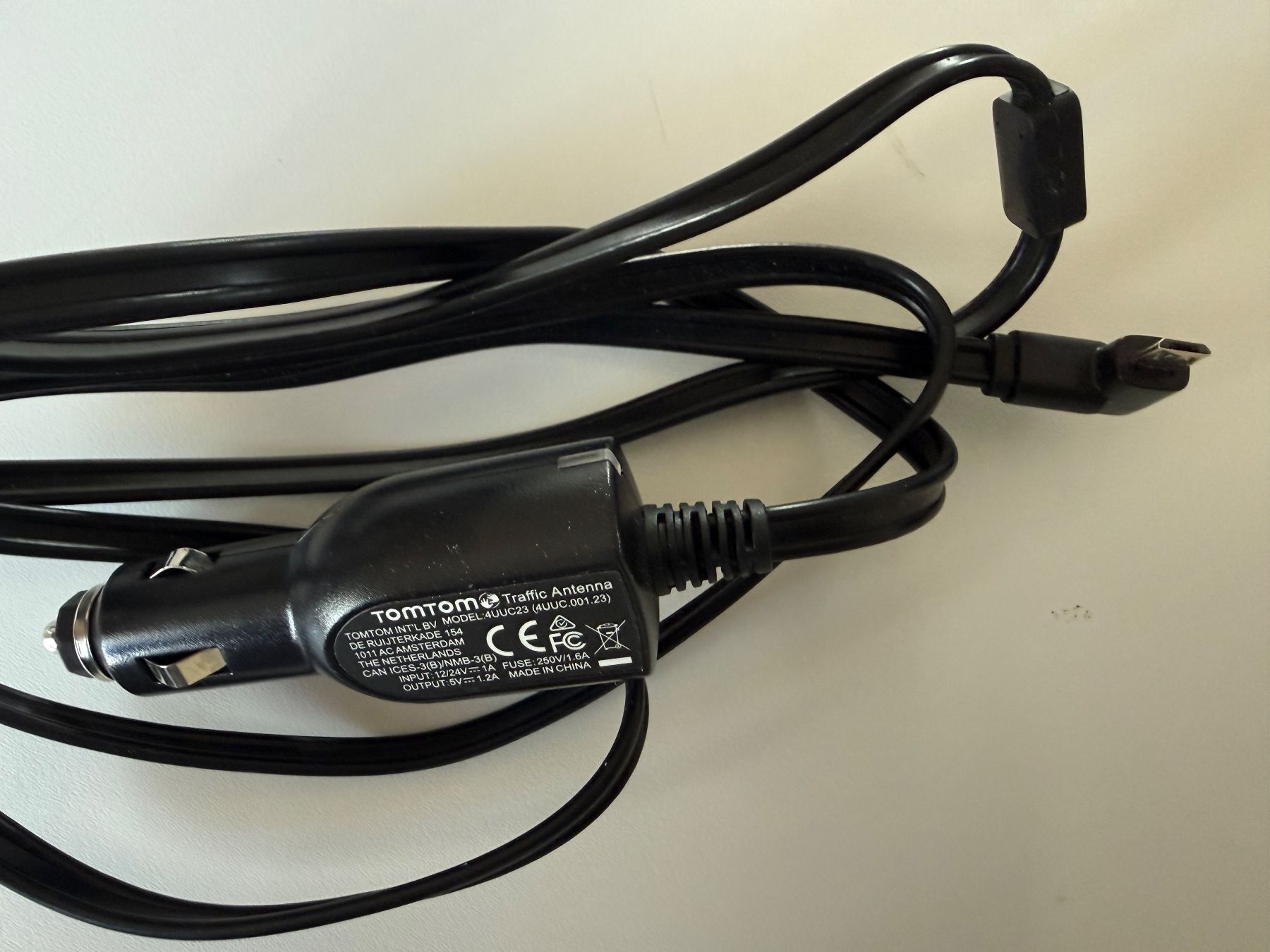 Caricabatterie: TomTom Ladekabel Auto – Usato da Altendorf venduto da Elenaneagu22