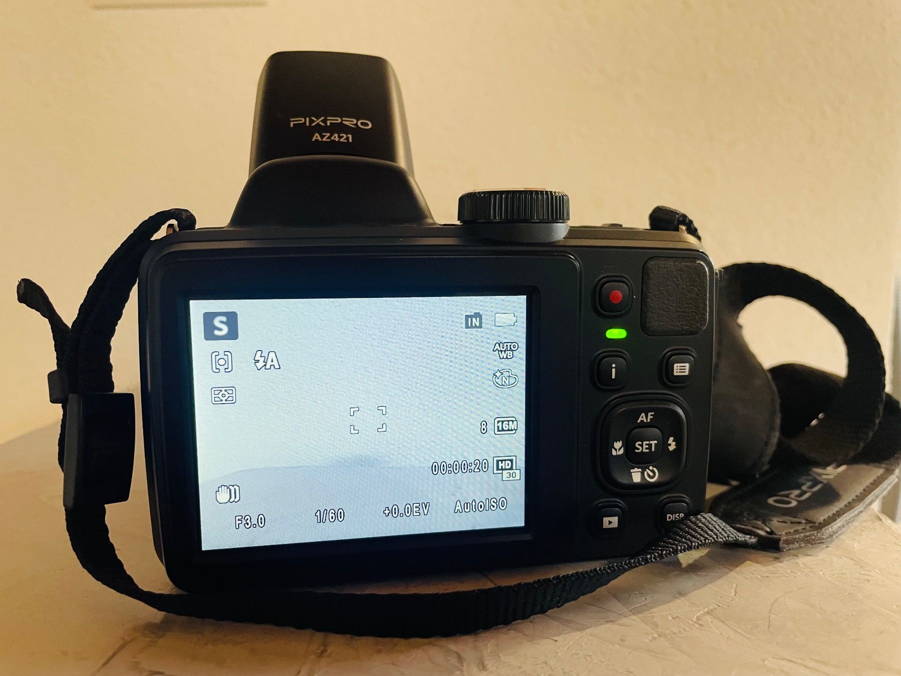 Kodak Fotocamera: Kodak PIXPRO AZ421 - Top Zustand! – Usato da Rechthalten venduto da Sariespicher 2