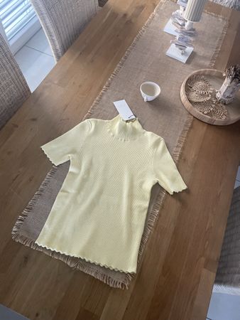 Zara Kurzarmpullover gelb mit Stehkragen neu mit Etikett