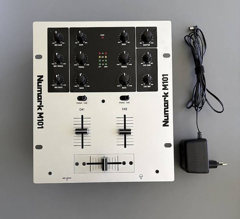 Mischpulte: DJ Mixer Numark M101 – Gebraucht aus St. Gallen von dieamsel
