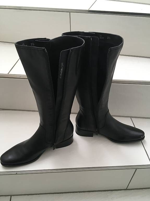 Scarpe da donna: Damenstiefel Grösse 36 schwarz – Usato da Kreuzlingen venduto da Speedy_59 2