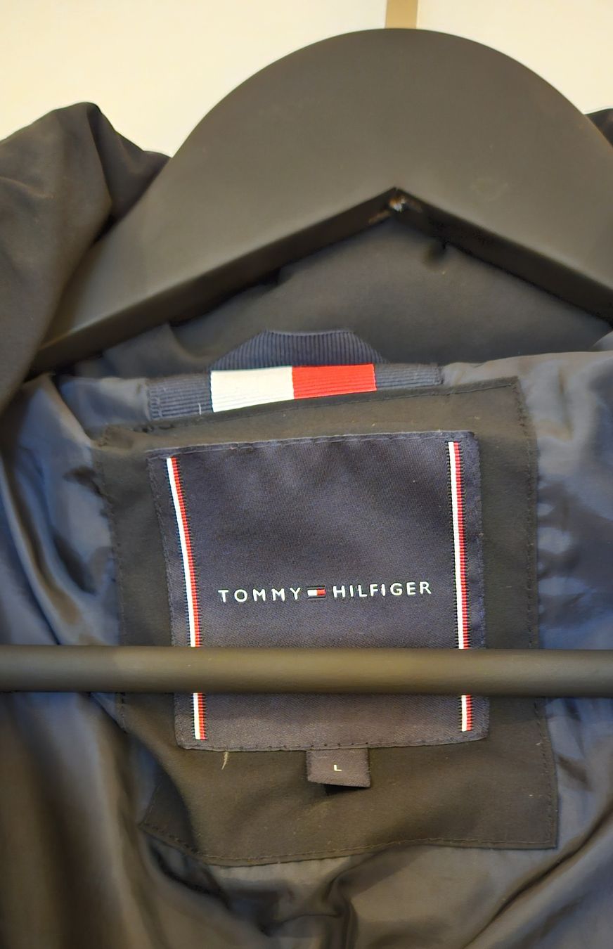 Tommy Hilfiger Giacche: Tommy Hilfiger Winterjacke – Usato da Ebmatingen venduto da Anya789 2