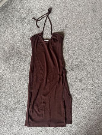 NEU Braunes Sommerkleid von Bershka, Grösse M, Strandkleid