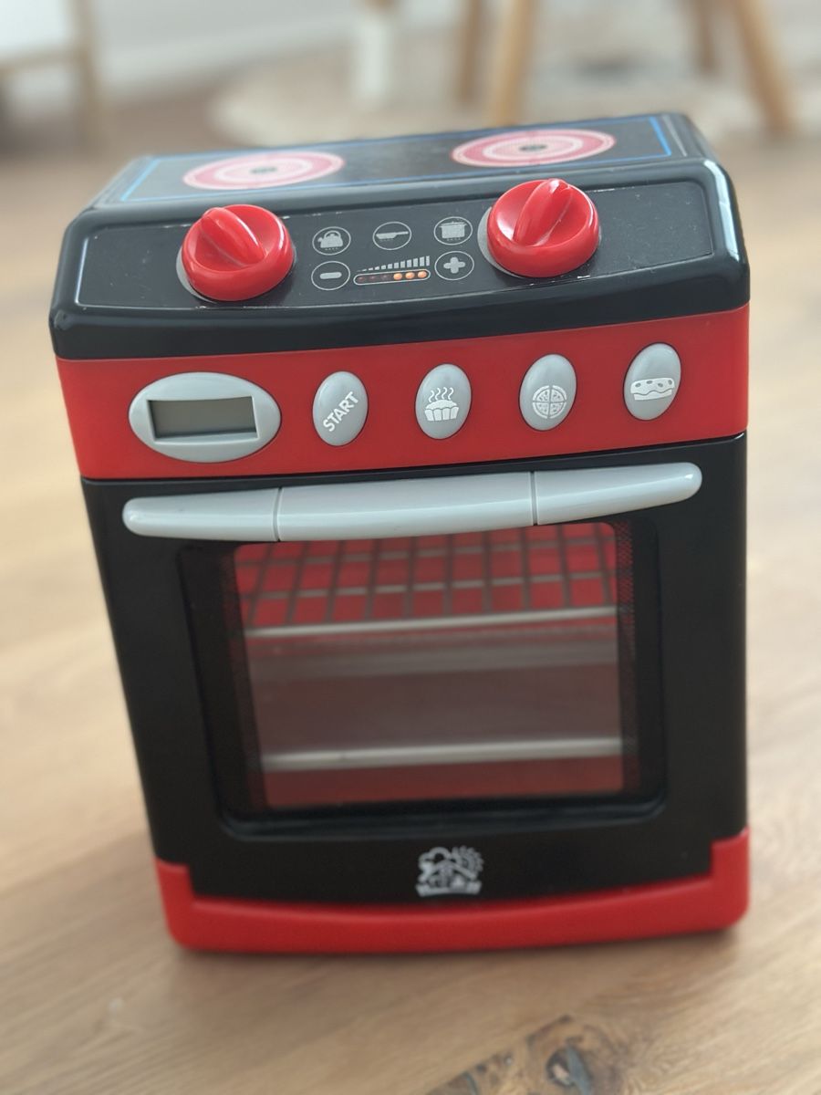 Jouets: Kinderbackofen – D'occasion à Safenwil par ds83