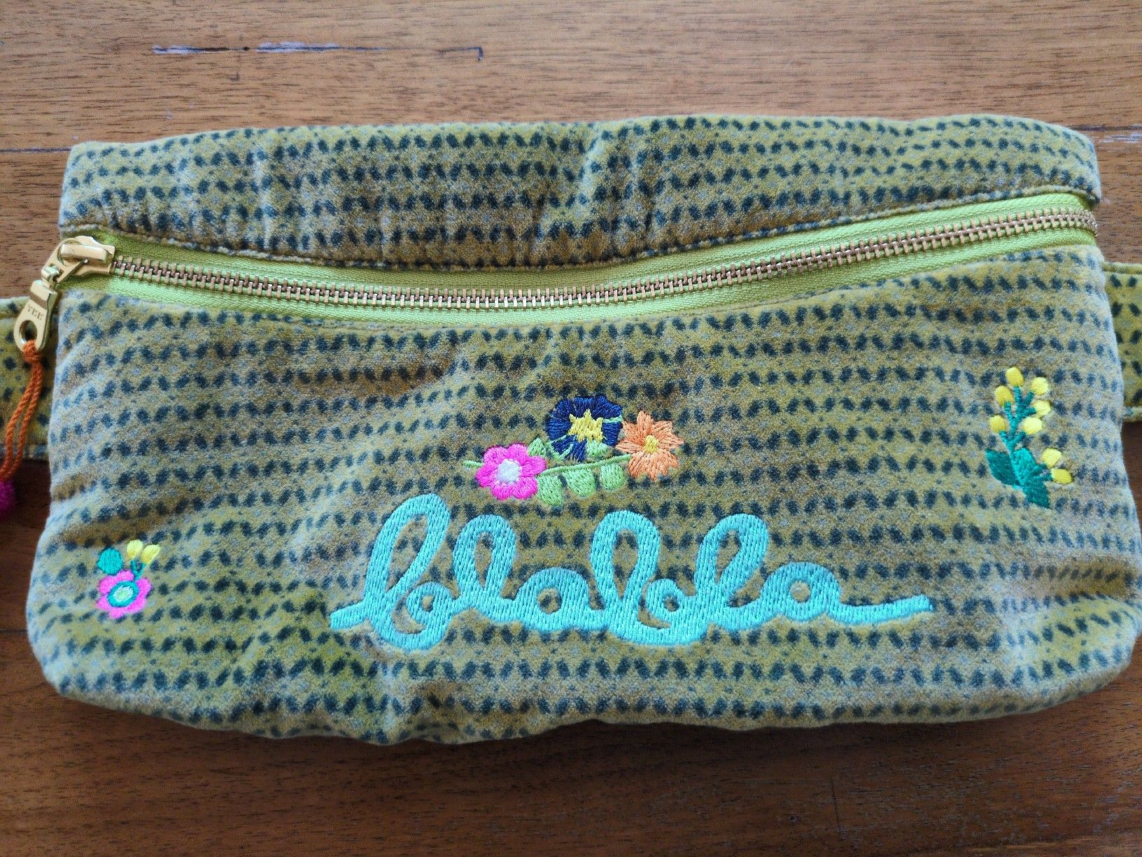 Taschen für Damen: Bauchtasche – Gebraucht aus Wil / ZH von Tomseymoor 2