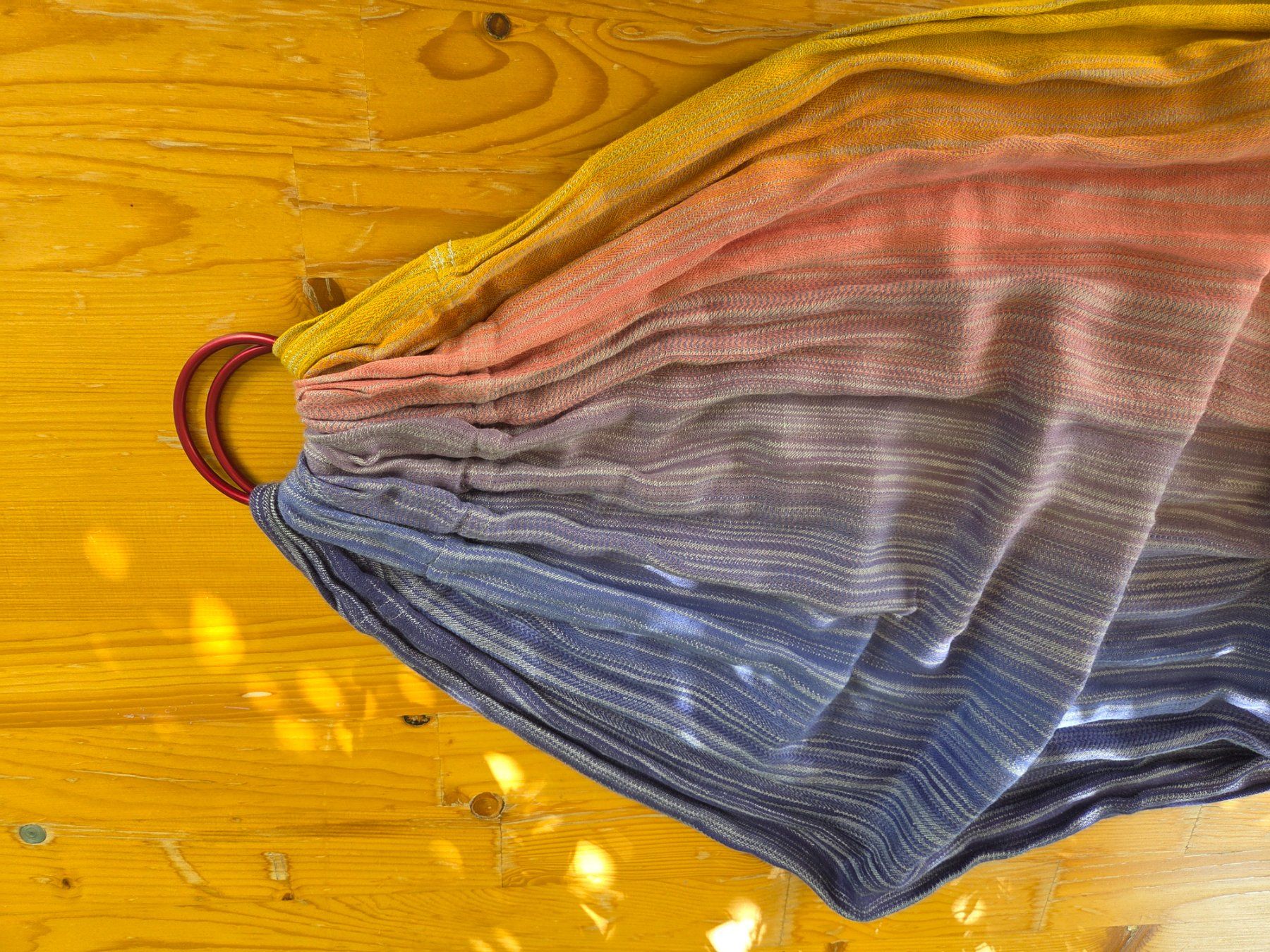 Porte-bébés ventraux & dorsaux: Ringsling von Oscha, Regenbogenfarben, 2m – D'occasion à Murten par elmex42