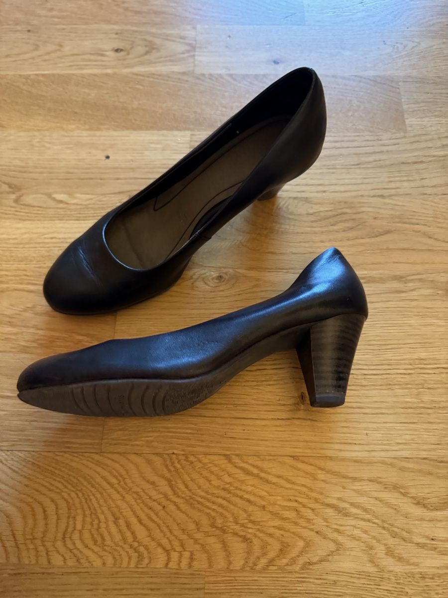 Tamaris Scarpe da donna: Absatzschuhe - Tamaris – Usato da Winterthur venduto da Pascal993 1