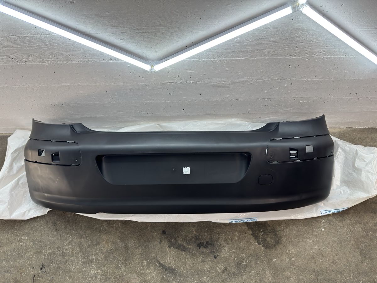 Peugeot Tutti pezzi di ricambio auto: Peugeot 307 Heckstosstange BLIC – Nuovo e nell'imballaggio originale da Nidau venduto da nin_5gk2