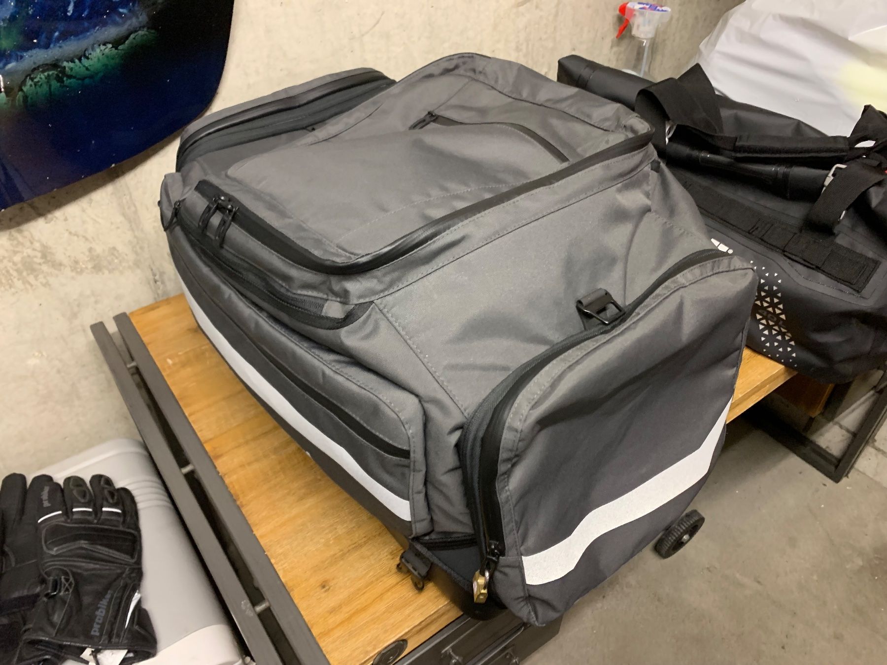 BMW Topcases: BMW Mororrad Topcase neu! – D'occasion à Brütten par jas90q 1