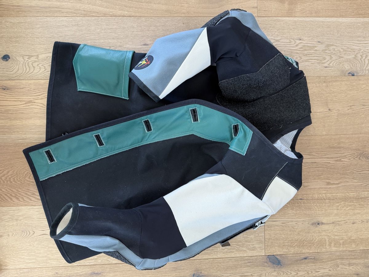 Giacche: Veste de tir  – Nuovo (secondo la descrizione) da Moutier venduto da Ma2740