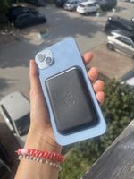 Apple Kartenmagnet Kunstleder in Schwarz