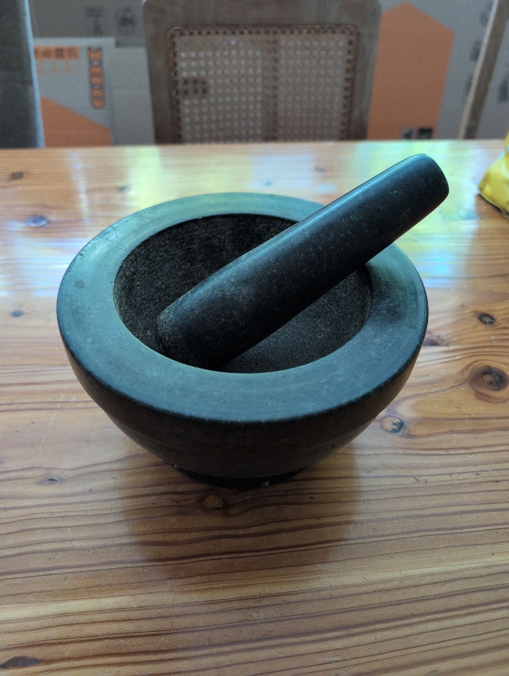 Autres pour cuisiner & mitonner: Mörser aus Stein – D'occasion à Zumikon par tizilogic