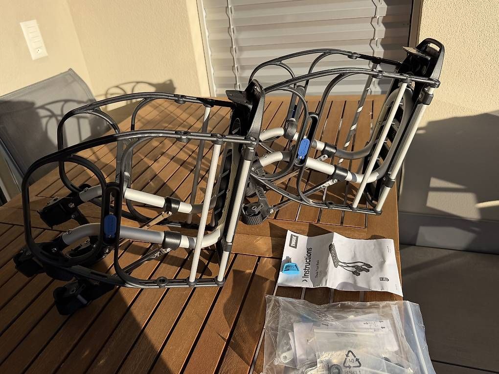 Pièces détachées: Thule Tour Rack & Thule side frames set – D'occasion à Riggisberg par yvo_9pbp 3
