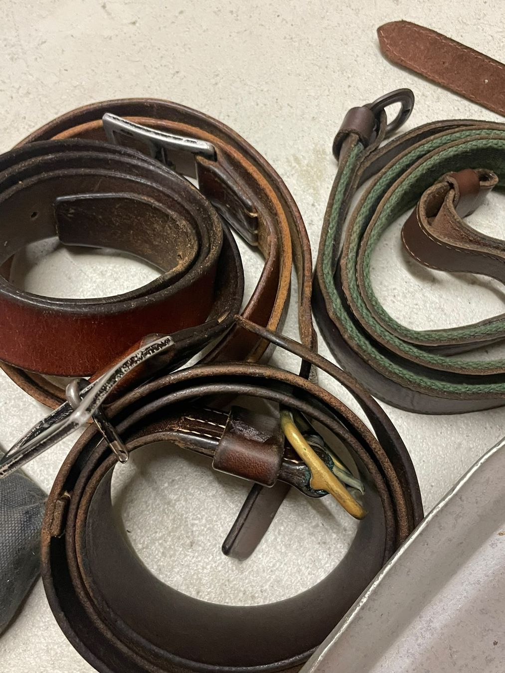 Schweizer Armee Uniformi: Militaria Lot – Usato da Oppligen venduto da can_rf8g 2