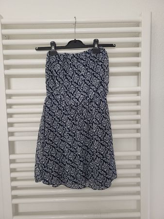 Sommerliches Trägerloses Kleid, Grösse M, Top Zustand