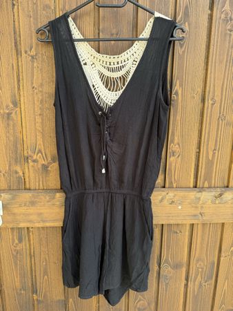 Kurzer Jumpsuit Gr. S 