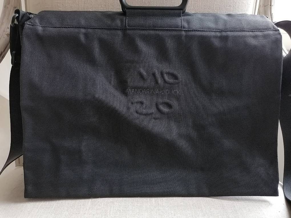 Mandarina Duck Borse da donna: Schwarze, grosse Tasche von Mandarina Duck – Usato da Wallisellen venduto da Muggeli1970 1