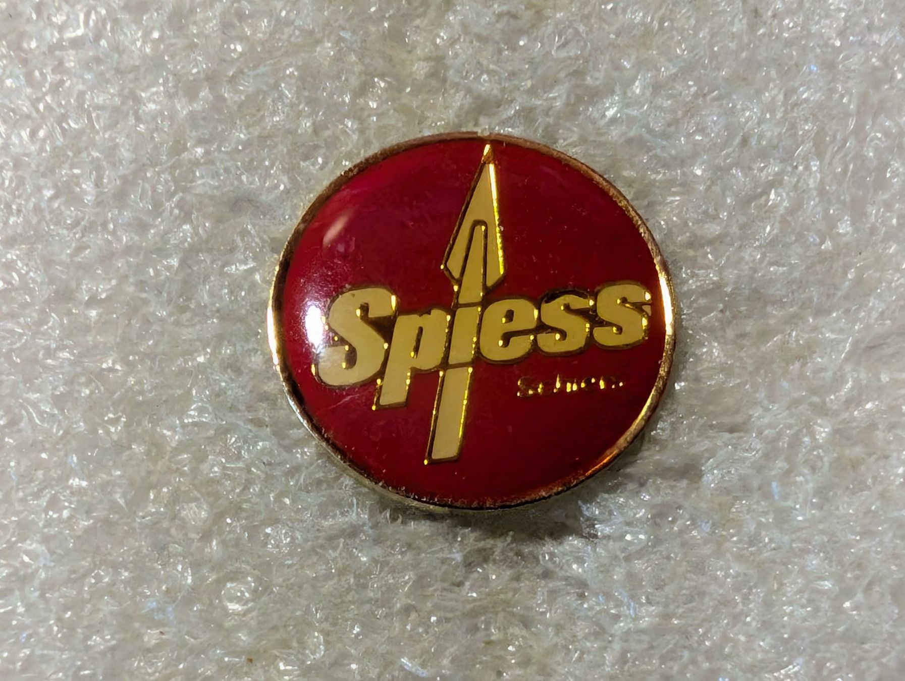 Placchette & Badge: Ansteckpin 181: Spiess – Usato da Oppligen venduto da Pin-Fall-Shop