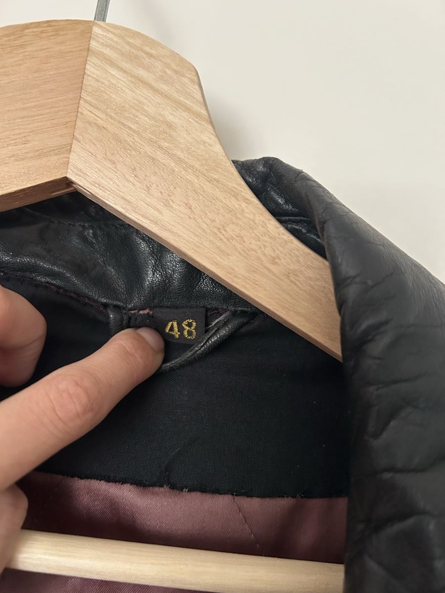 Jacken: Black Leather Jacke Size L   – Gebraucht aus Lausanne von Audrayaya 4