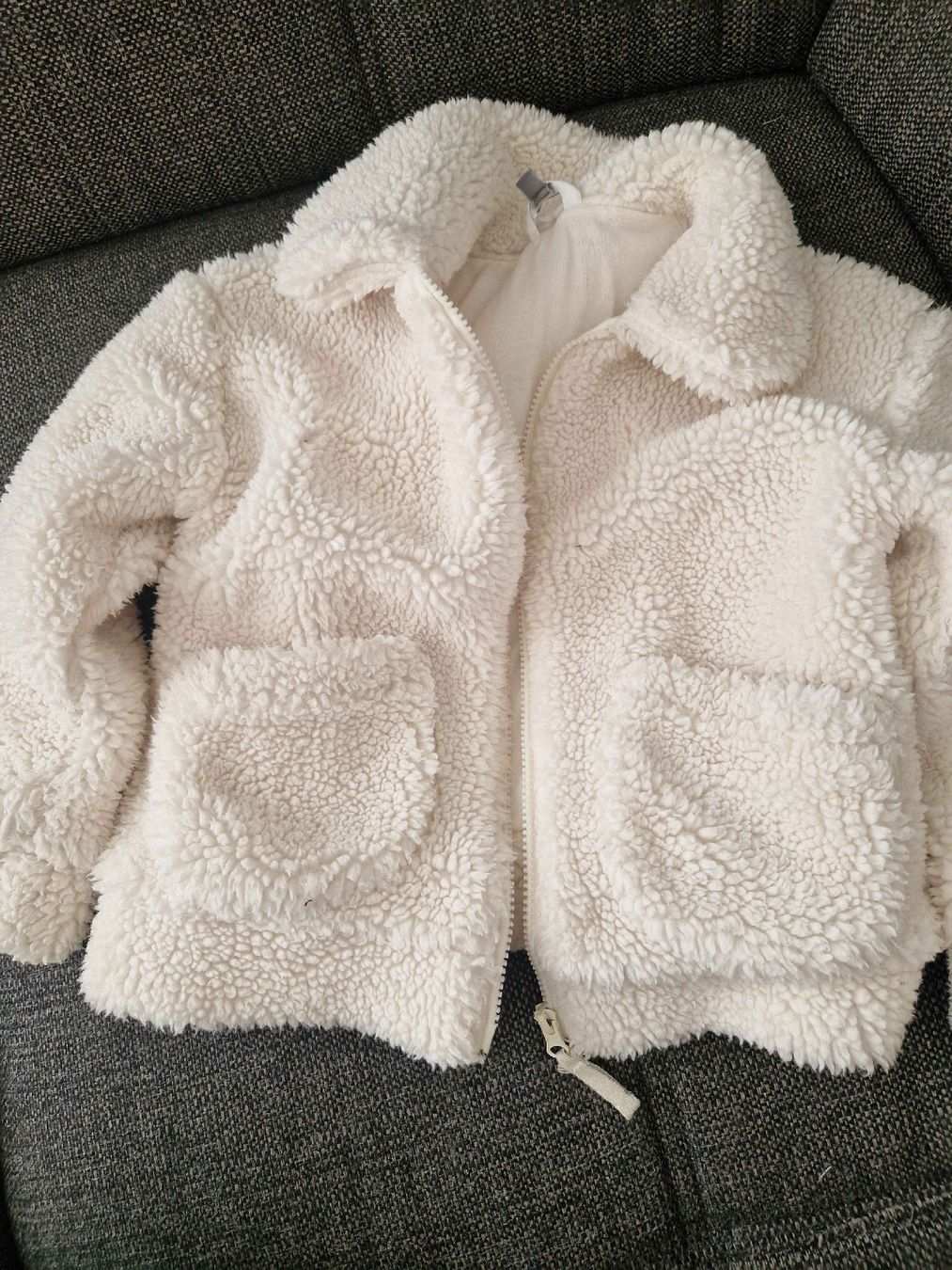 Maglioni & Felpe: Migros Jacke Grösse 110/116 – Usato da Zollikerberg venduto da nmonika