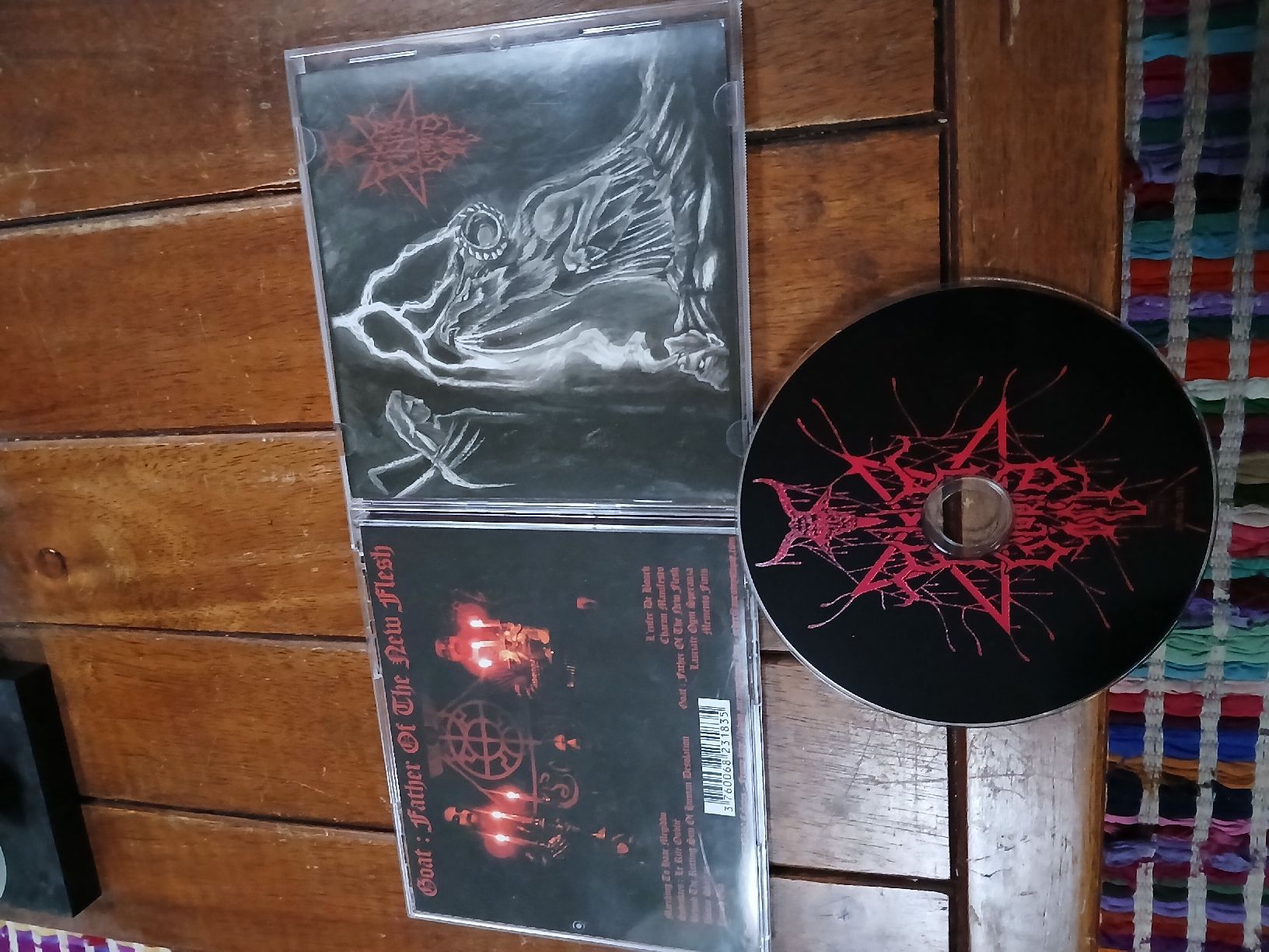 CD: finis gloria dei - goat... – Usato da St-Cergue venduto da VeganWarrior