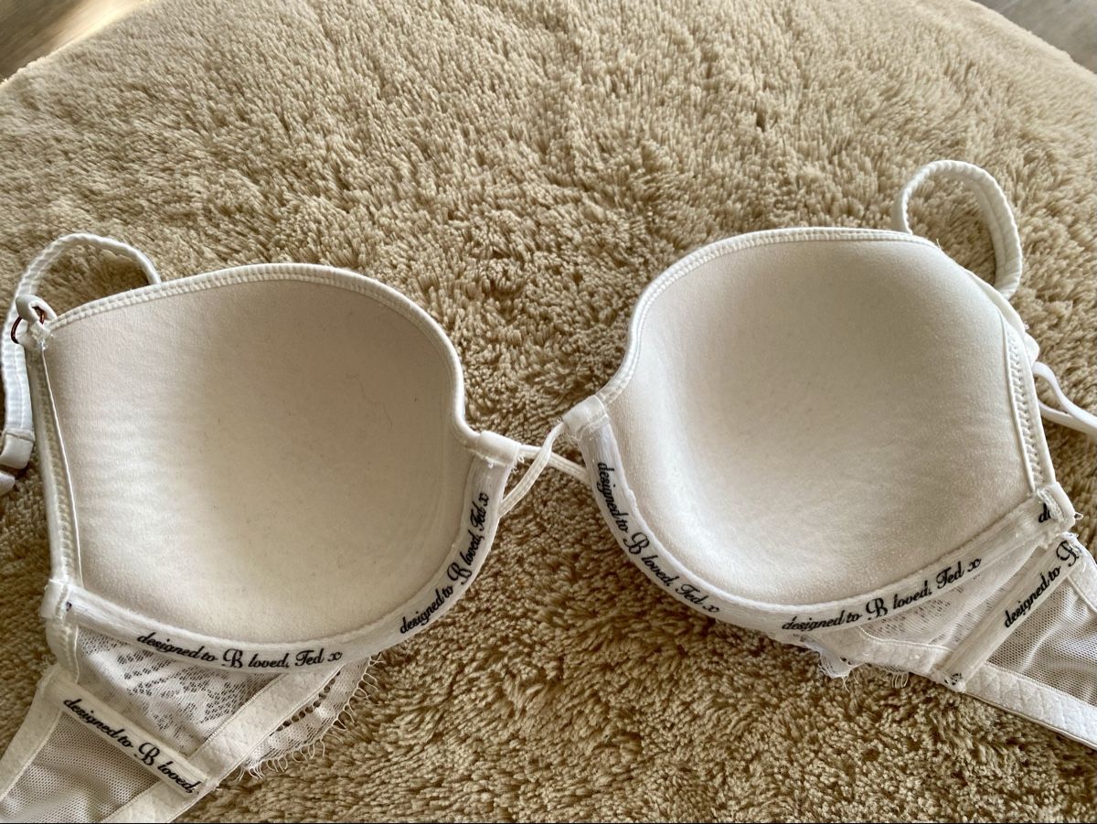 Autres dessous: Push-up BH von Ted Baker – D'occasion à Unterägeri par Simonolga 2
